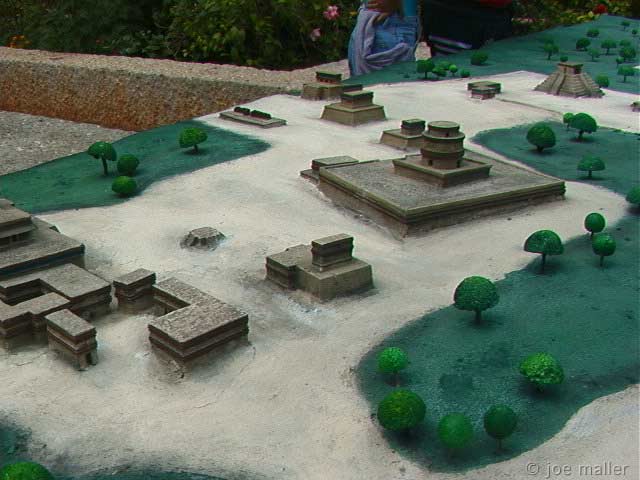 chichen-itza-050